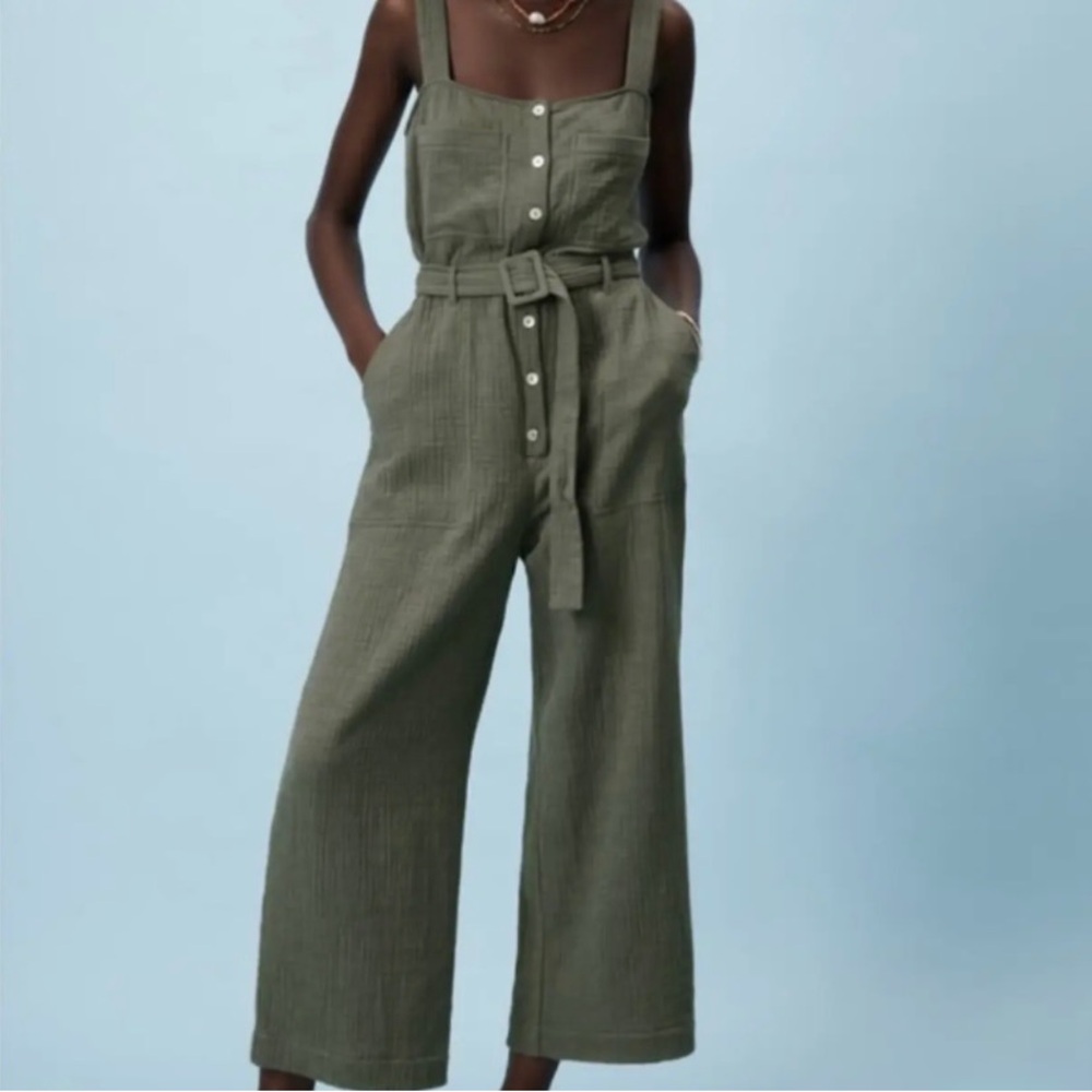 ୨୧ ・゚✧ Zara Button Up Belted Jumpsuit - Picture 1 of 6